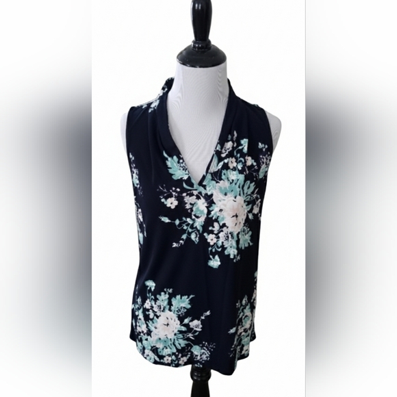 Ann Taylor Tops - NWOT Ann Taylor Women's Dark Blue Floral Sleeveless V-neck Tank